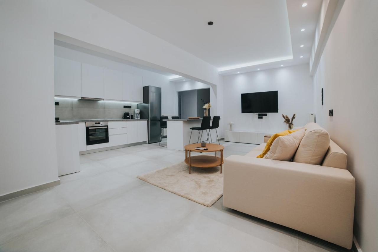 Luxury And Spacius Apartment Thessaloniki Exterior photo